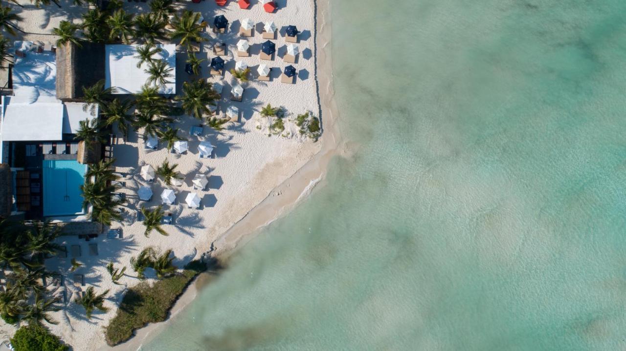 Casa Del Jaguar Beach Hotel Isla Mujeres Exteriör bild